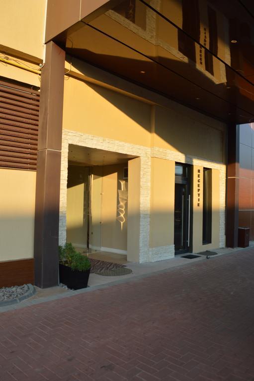 Hotel Nova Buzău Extérieur photo